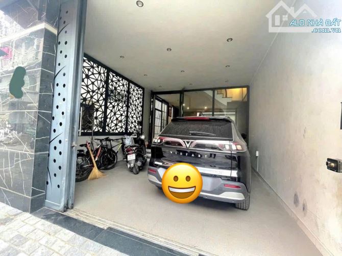BÁN NHÀ 4 TẦNG - LÊ VĂN VIỆT HIỆP PHÚ - GẦN VINCOM GA METRO - OTO NGỦ TRONG NHÀ -  SỔ HỒNG - 2