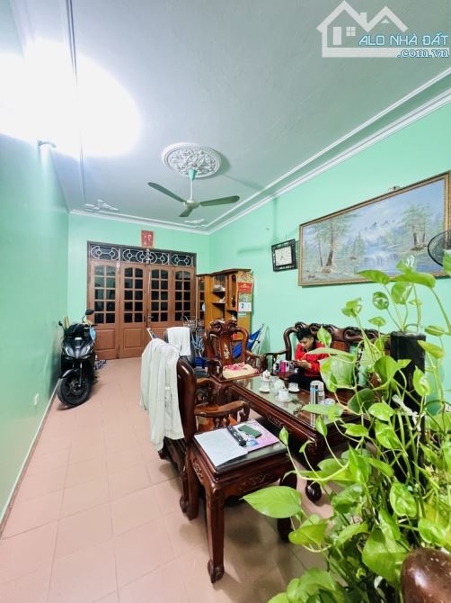 Ngọc Hồi sát KĐG Tứ Hiệp bán nhà Phân lô Ô tô 52m2 Hơn 7 tỷ - 2