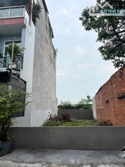 BÁN LÔ DẤT GẦN CHỢ XUÂN THỚI THƯỢNG - 85M2- GIÁ CHỈ 1 TỶ 530 TRIỆU - GỌI CHO EM XEM ĐẤT - 2