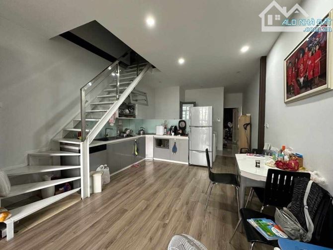 Bán nhà mặt hồ Chùa Láng - Đống Đa, vị trí đỉnh, lô góc, 64 m2, 6 tầng, 32.95 tỷ - 2