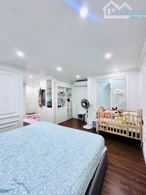 BÁN NHÀ PHỐ TRẦN QUÝ CÁP, ĐỐNG ĐA, PHÂN LÔ, Ô TÔ TRÁNH, DT 55M2*5 TẦNG*MT 4.5M* GIÁ 16 TỶ - 2