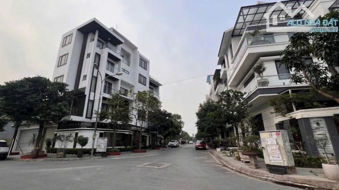 Bán Lô Góc 106m. Mặt tiền 7.1m khu phân lô Quận Uỷ Hồng Bàng. Giá 81tr/m. - 2