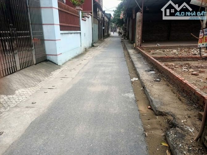 Cạnh bìa làng Thiết BÌnh - Vân Hà có mảnh đất 68m2 nở hậu, đường trước đất 4m thông - 2