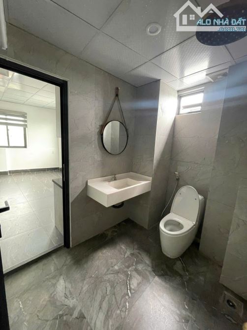 Bán tòa căn hộ , phòng trọ full nội thất cao cấp 9 phòng dòng tiền ổn định 35 - 9