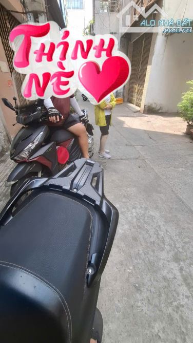 Bán nhà HXH gần vòng xoay Lê Đại Hành, Quận 11, 37m2, chỉ nhỉnh 4 tỷ - 3