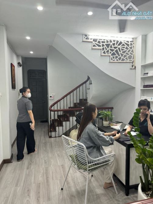 PHÂN LÔ NGUYỄN THỊ ĐỊNH OTO TRÁNH VỈA HÈ 2 BÊN KINH DOANH SẦM UẤT 55m Mt 4m 21.5 Tỷ - 3
