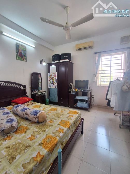NHÀ PHỐ 4 TẦNG KDC AN PHÚ HƯNG - P.TÂN PHONG Q7 - 72M2( 4Mx18M) - CHỈ 13.9 TỶ - 3