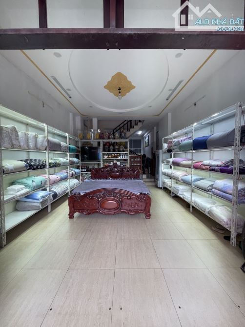 Bán nhà mặt phố đường 297 Đỗ Xuân Hợp gần chợ Phước Long B Quận 9 cũ (100m2) 12.6 tỷ - 3