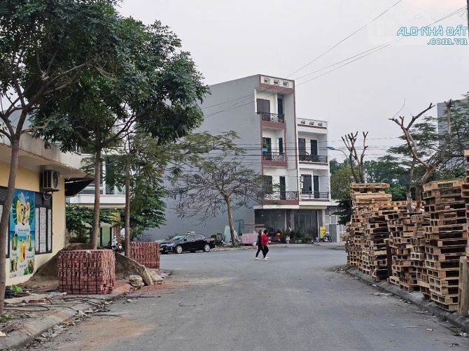 🌏Bán Lô Chu Mẫu 2 Vân Dương Nhìn Vườn Hoa To, Mt 5 Dt 86m2 Giá 5.55 Tỷ - 3