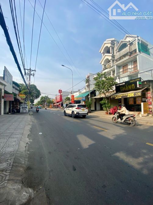 Bán căn góc 2 mặt tiền đường Bình Trị Đông 4x28 - 3
