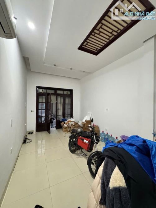 BÁN NHÀ PHÂN LÔ TRUNG KÍNH, Ô TÔ TRÁNH, KINH DOANH, 3 THOÁNG - CHỈ 29M RA PHỐ, 60M GIÁ TT - 3