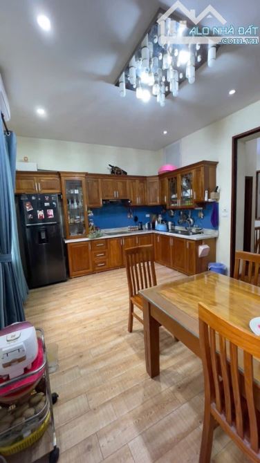 LÔ GÓC 3 THOÁNG VĨNH VIỄN - PHÂN LÔ - VỈA HÈ - OTO TRÁNH  - KINH DOANH - VIEW CÔNG VIÊN - 3