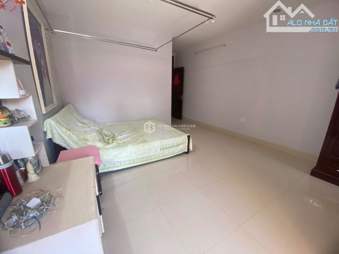 BÁN CĂN NHÀ 4 TẦNG ĐẸP KHU ĐÔ THỊ CHÍ LINH PHƯỜNG 10 GẦN CÔNG VIÊN GIÁ TỐT. - 4