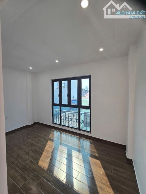 Nhà 3 tầng xây mới độc lập Tại Đà Nẵng.51m2 ngang gần 5m nở hậu giá chỉ 3,05 tỷ có tt - 4