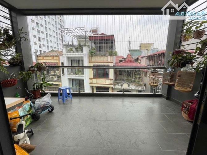 Nhà Mới đẹp 6 Tầng Nguyễn Phúc Lai, Đống Đa Ô Tô, Thang Máy KD 90M2 5.5M Giá 30 Tỷ - 4