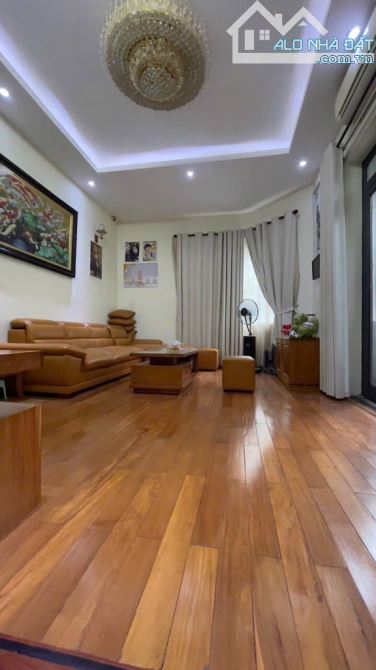 LÔ GÓC 3 THOÁNG VĨNH VIỄN - PHÂN LÔ - VỈA HÈ - OTO TRÁNH  - KINH DOANH - VIEW CÔNG VIÊN - 4