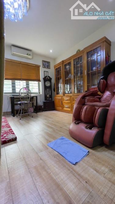 LÔ GÓC 3 THOÁNG VĨNH VIỄN - PHÂN LÔ - VỈA HÈ - OTO TRÁNH  - KINH DOANH - VIEW CÔNG VIÊN - 5
