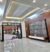 Phân lô Phúc Xá Ba đình: nhà mới, ô tô tránh, thang máy nhập ngoại, giá rất hợp lý: 275tr/