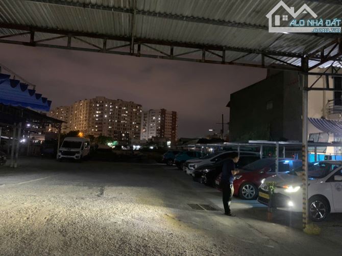 BÁN ĐẤT Q12.VIEW SÔNG THAM LƯƠNG ĐƯỜNG NGUYỄN VĂN QUÁ.DT 33X40. GIÁ 60 TỶ