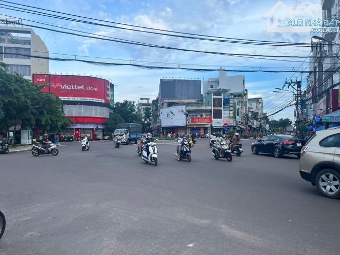 CHO THUÊ NHÀ TRẦN HƯNG ĐẠO VỊ TRÍ ĐẮC ĐỊA NGAY VÒNG XOAY