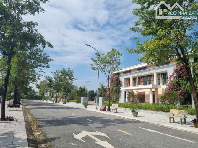 Bán đất Niềm  Xá . dt 72,5m ,mt 5m .  hướng TB , giá 7ty