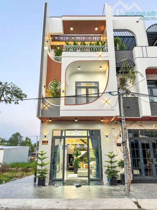 🏡🏡🏡 NHÀ 1 TRỆT 2 LẦU MỚI 100% - FULL NỘI THẤT CAO CẤP ĐƯỜNG D35 - KDC HỒNG LOAN