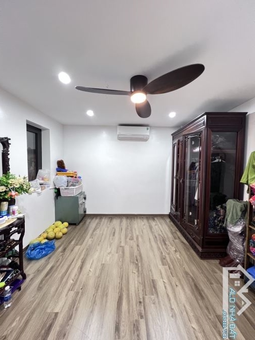 Mặt Ngõ Thông Kinh Doanh - Ô Tô Qua Nhà, ngõ Gốc Đề, dt: 56m, mt: 3,7m, 4 tầng.