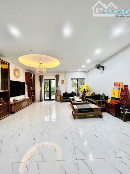 BÁN NHÀ MẶT PHỐ ĐƯỜNG ĐÔI TRỊNH VĂN BÔ – VỈA HÈ KINH DOANH🔥