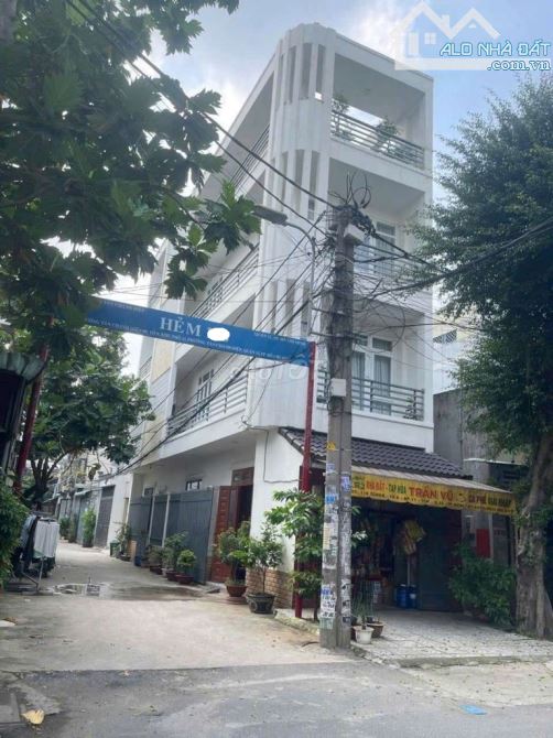 Nhà Phố 3 Tầng Cao Cấp, Góc 2 MT đường TCH 08-Nguyễn Thị Búp, ( 4,4x17m), giá chỉ 6,78 tỷ