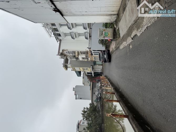 B.Á.N NHÀ LONG BIÊN VIEW HỒ - NGÕ THÔNG - Ô TÔ TRÁNH CHƯA ĐẾN 140TR/M2
