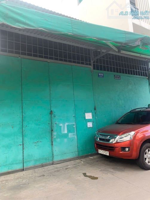 Kho Xưởng (8x25m) Đường 8m thông Đông Hưng Thuận 43, Q12 Giá Rẻ 9 tỷ (cách MT 30m)