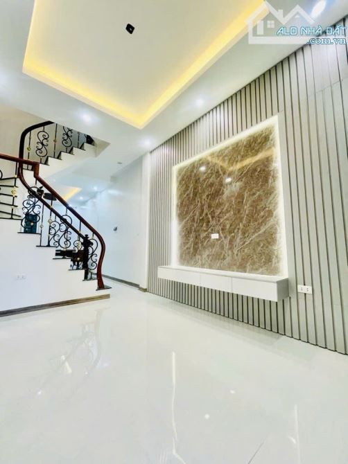 Bán Nhà Bùi Xương Trạch 45m2 *4T, Ngõ Rộng ÔTô Đỗ Trước Cửa, Thông Các Hướng.