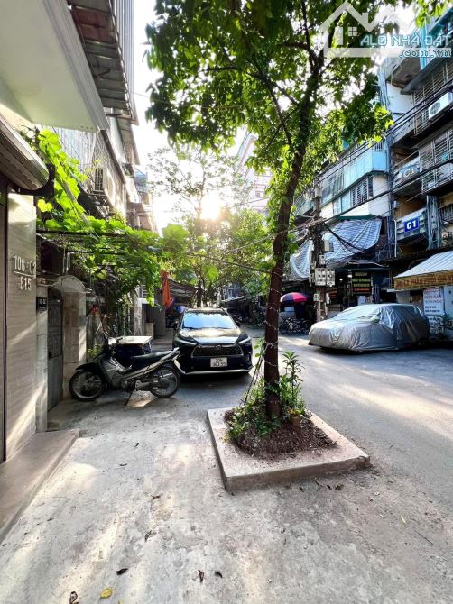BÁN CĂN HỘ TẬP THỂ T1 KIM ĐỒNG GIẢI PHÓNG HOÀNG MAI- 150M 2T MT 7M- 3 OTO TRÁNH KINH DOANH