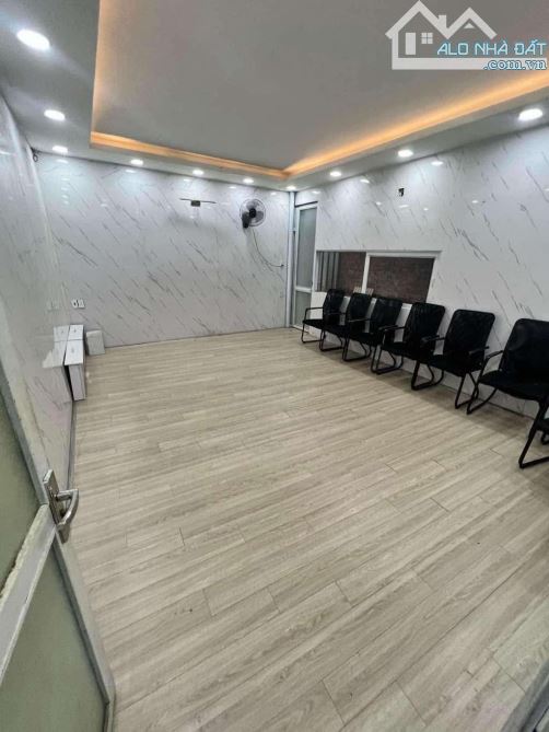 Cần bán mặt tiền Nguyễn Lương Bằng , Phú Hội , Tp Huế