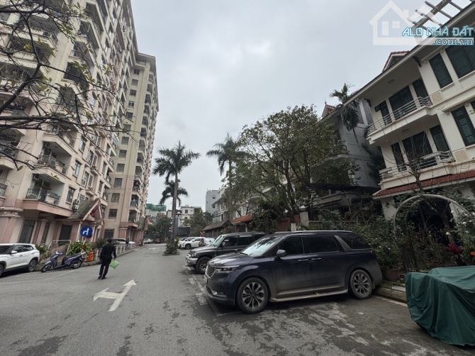 BA ĐÌNH - BIỆT THỰ VÍP - 3 THOÁNG - VIEW CÔNG VIÊN - ĐẲNG CẤP SỐNG THƯỢNG LƯU