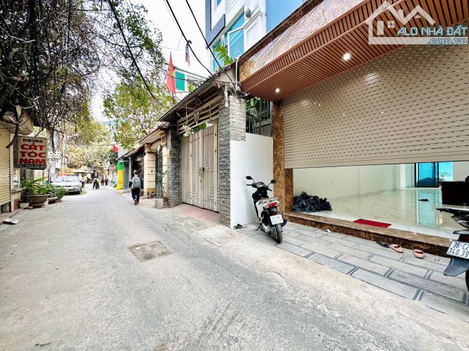 Hoa Hậu Phố. Bán Nhà 6 Tầng Thang Máy, khu phân lô ôtô tránh kinh doanh Phố Lĩnh Nam.