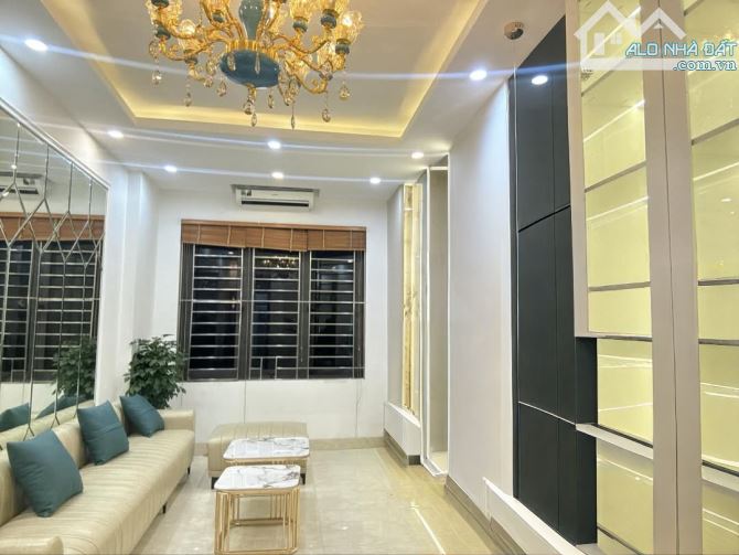10 Tỷ có nhà diện tích 50m Ôtô 7 chỗ vào nhà thải mai