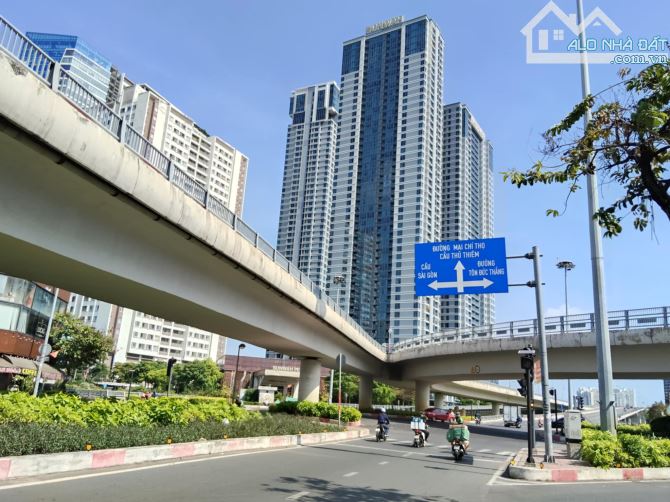 NHÀ RỘNG 6,9 m, KHU VỰC GA METRO VĂN THÁNH, GIÁ TỐT TRONG PHÂN KHÚC