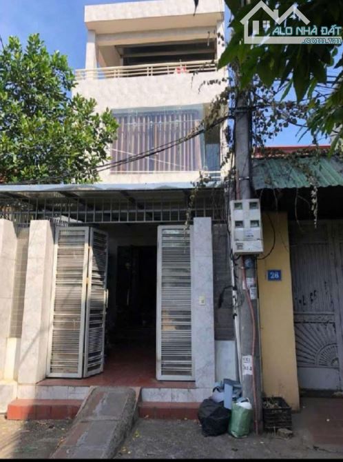 Hàng Đẹp/Cự Khối/97 m2/13 Tỷ/5 Mt/3 Tầng/Ô tô 7 Chỗ - 10