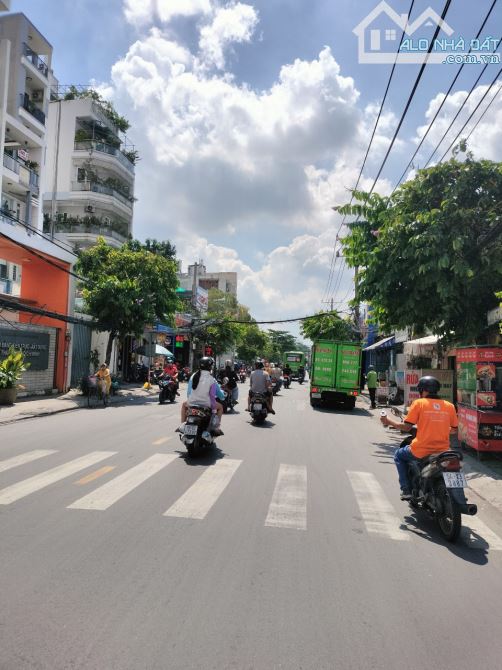 Bán nhà 5 lầu, ST mặt tiền Nơ Trang Long  -P7..DT 4,6 x 26m. HĐT 135 tr/th. ------ 28 tỷ - 1