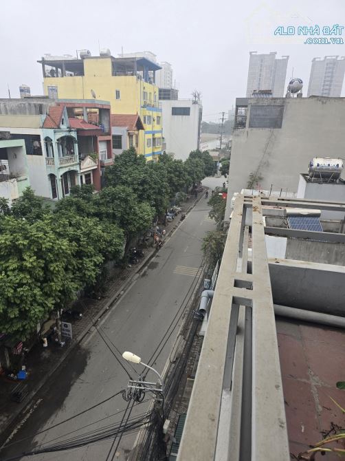 BÁN NHÀ KHU ĐÔ THỊ PHÁP VÂN NGỌC HỒI. KINH DOANH . VỈA HÈ . 10XE TRÁNH - 1