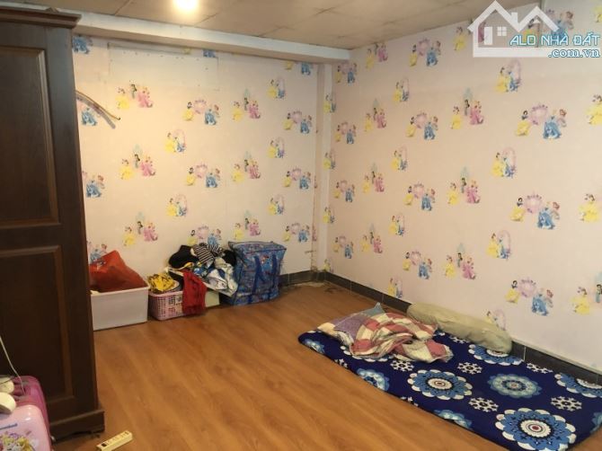 MẶT TIỀN P4 Q8 - GẦN PARC MALL - 74M2 - NỞ HẬU - 2 TẦNG - HOÀN CÔNG - 1