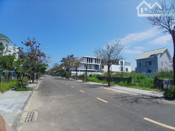 BÁN ĐẤT BIỆT THỰ ĐƯỜNG 7M5 GIÁNG HƯƠNG 10,HÒA XUÂN,CẨM LỆ - 1