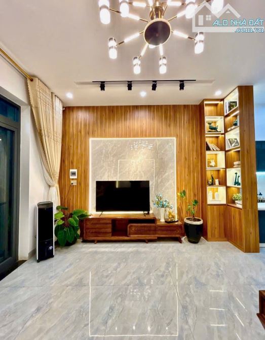 BÁN NHÀ MỚI 4 Tầng Hoàng Thúc Trâm Hoà Cường Hải Châu Đà Nẵng - 1