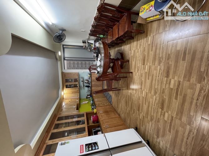 BÁN NHÀ MT Nguyễn Phúc Chu, Tân Bình 5 tầng 80m2 (4x20). Nhà đẹp ở ngay. giá chỉ 14,9 tỷ. - 1