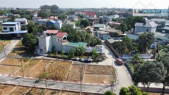 Cơ Hội Vàng Cho Nhà Đầu Tư: Bán Lô Góc 65,8m² Hòa Lạc Giá Siêu Tốt, Tiềm Năng Sinh Lời Cao - 1