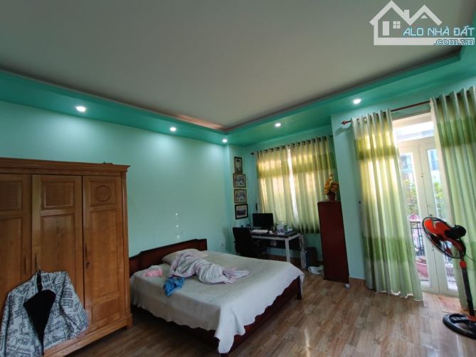 100M2, NHÀ 4 TẦNG, HẺM OTO CHẠY VÒNG QUANH, 5MX 20M, LÊ ĐỨC THỌ, GẦN KÊNH BỜ SÔNG, GIÁ 12. - 1