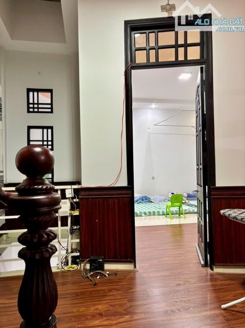 Nhà 3 tầng 3 mê Nguyễn Phước Nguyên 264m2 sàm cách MT 50m - 1