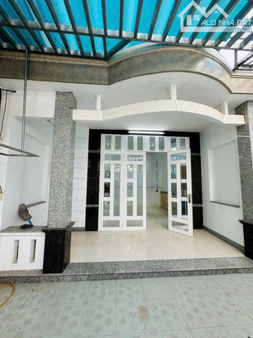 CHỦ GỞI BÁN NHÀ CẤP 4 (DT: 118M2) SỔ RIÊNG THỔ CƯ 100% ĐƯỜNG OTO RỘNG P. TRUNG DŨNG - 1