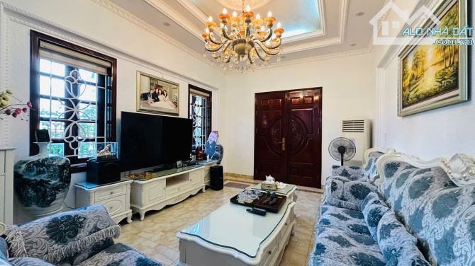 Biệt thự lô góc cực đẹp KDC Thanh Toàn (An Dương) - 180m2 - 3,5 tầng - mt 17,4m - giá 9tỷ - 14